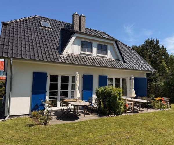 Haus Zeesenboot Luv